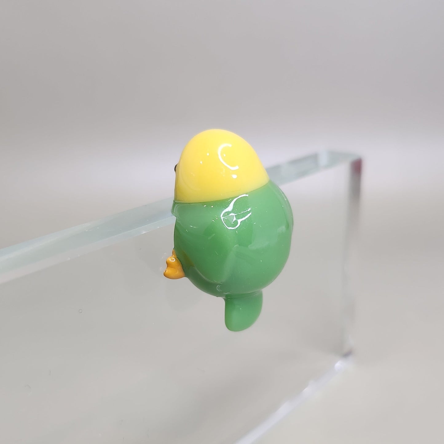 Cute Bird Peeker / Hipper charm