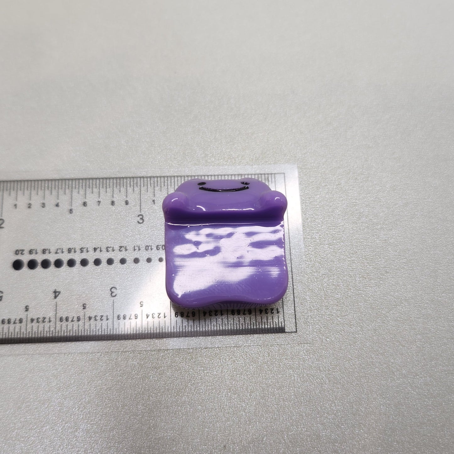 Ditto Peeker / Hipper charm