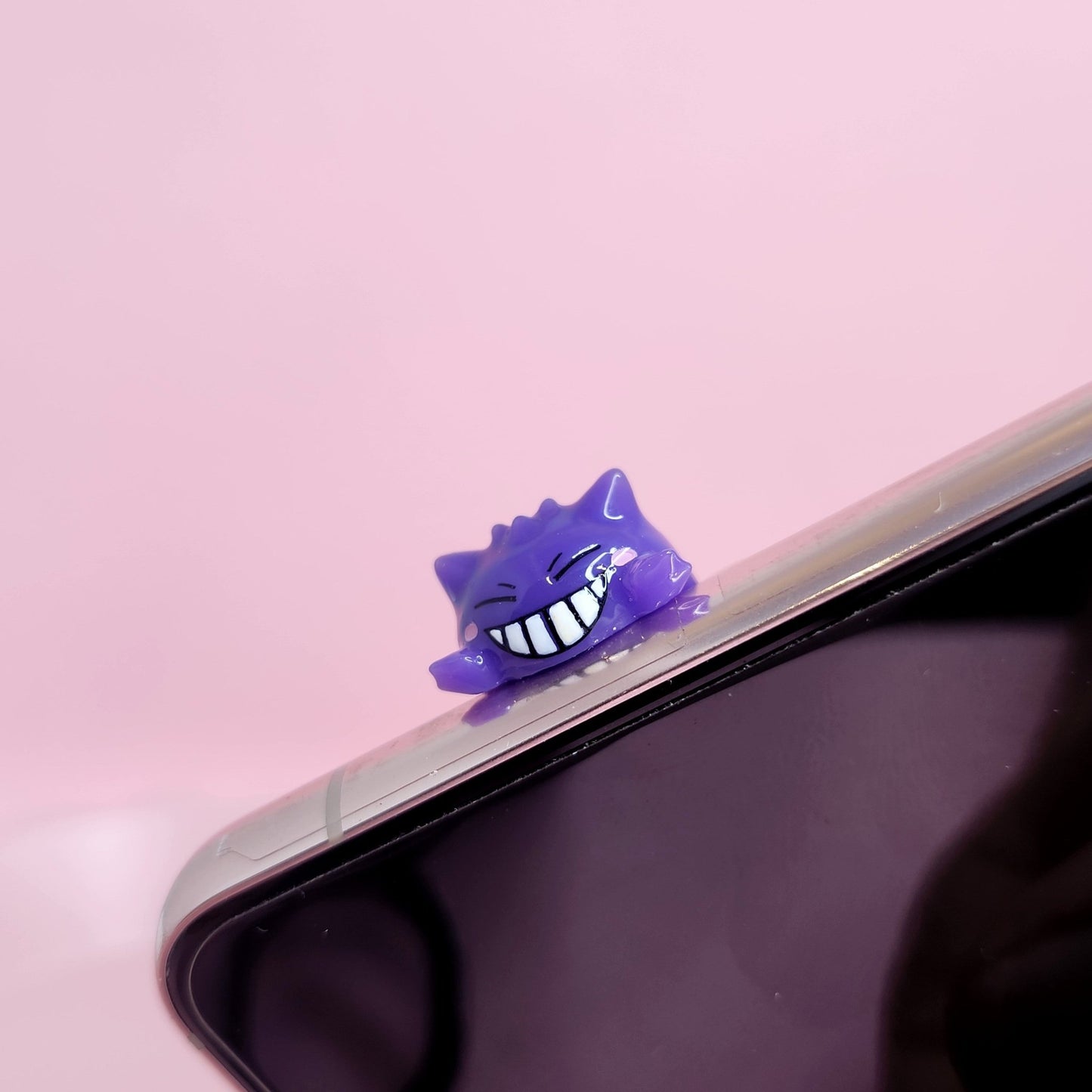 Gengar Peeker / Hipper charm