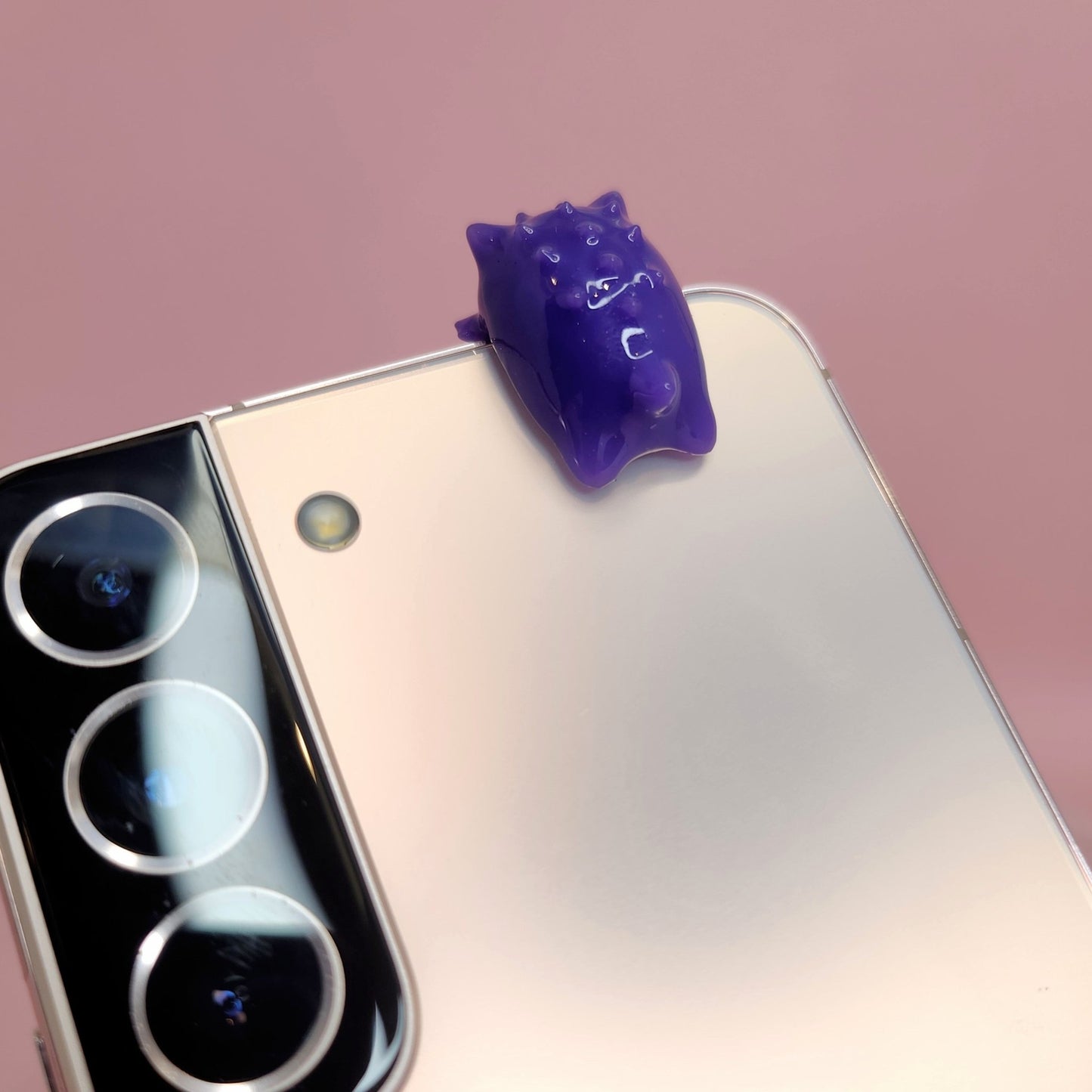 Gengar Peeker / Hipper charm