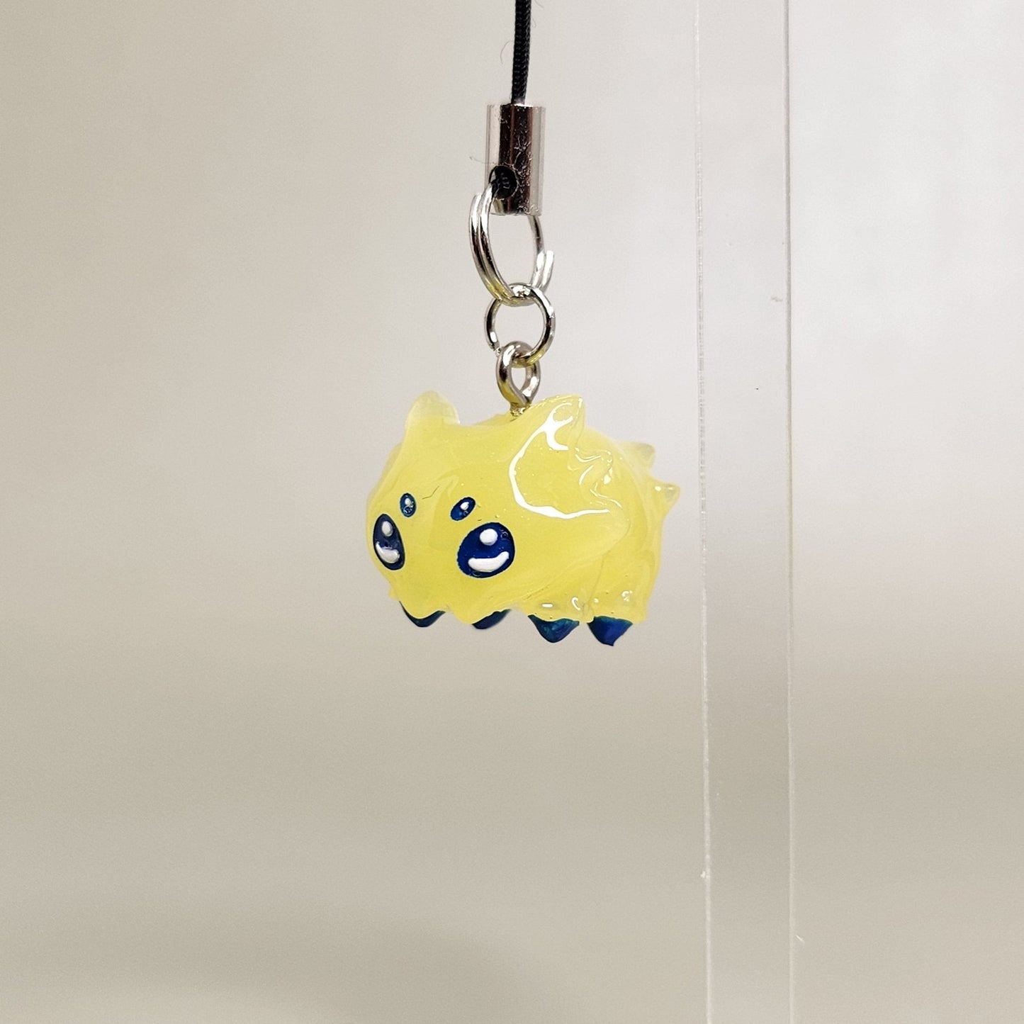 Joltik charm