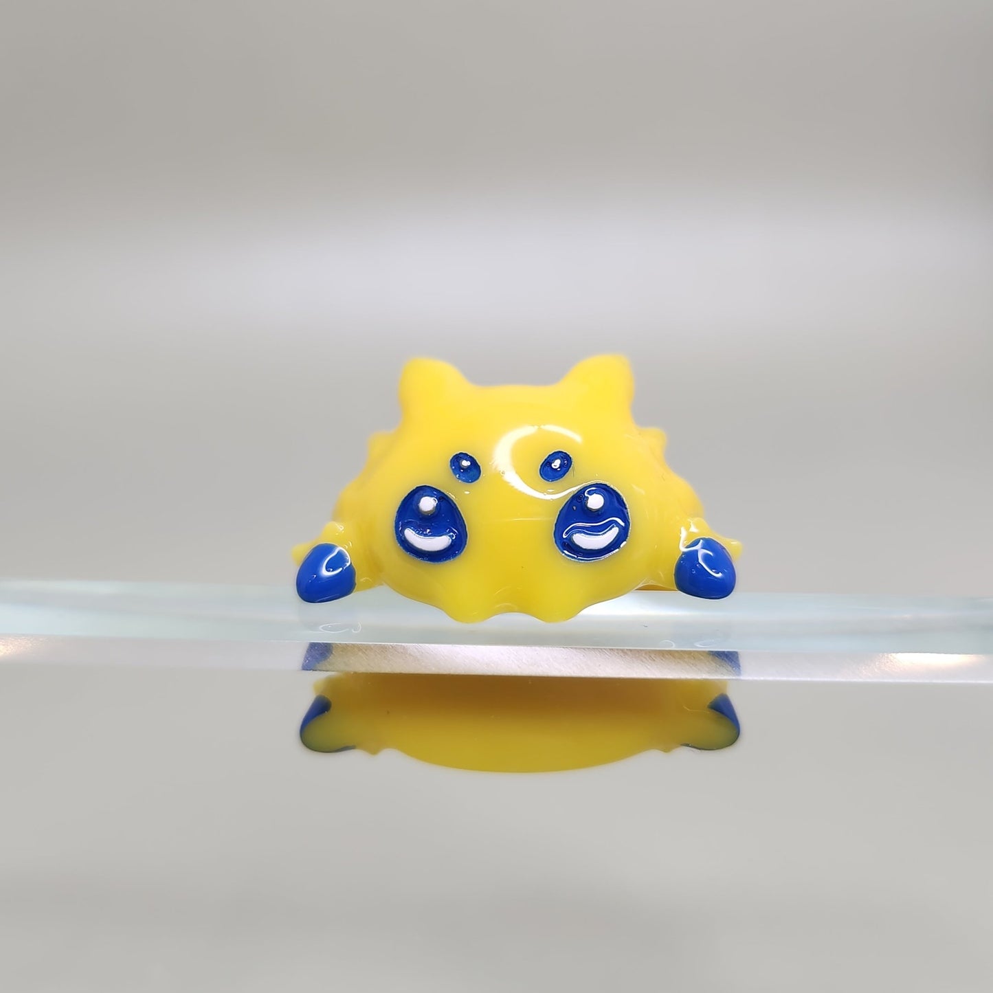 Joltik Peeker / Hipper charm
