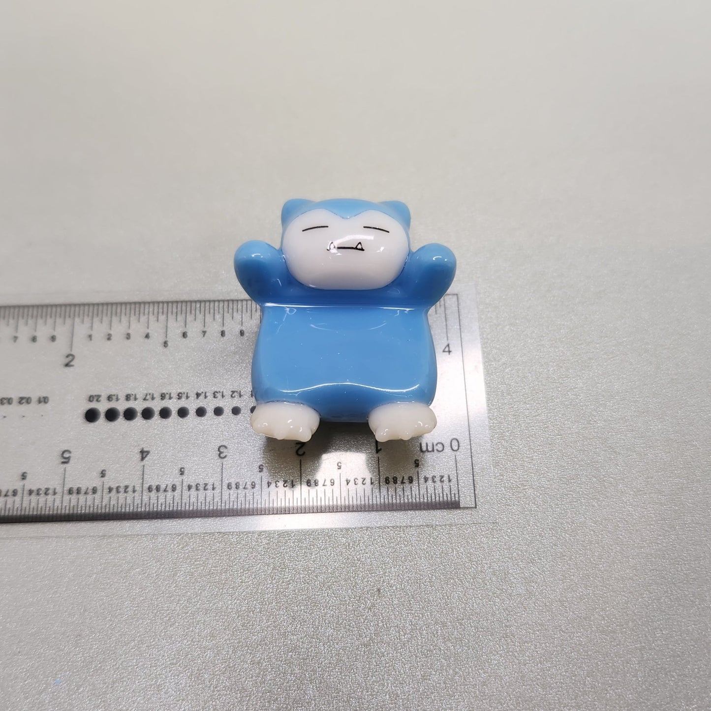 Snorlax Peeker / Hipper charm