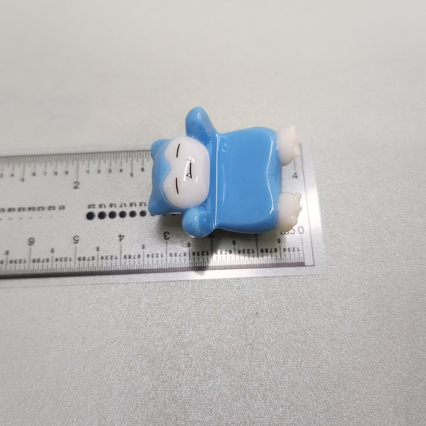 Snorlax Peeker / Hipper charm