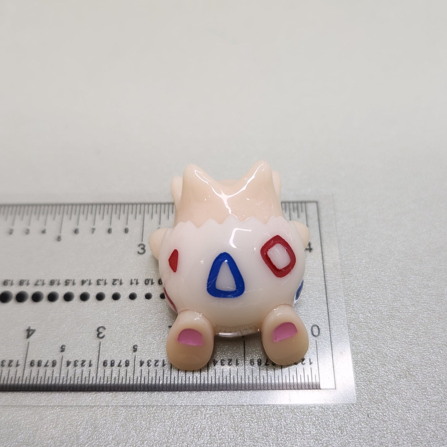 Togepi Peeker / Hipper charm