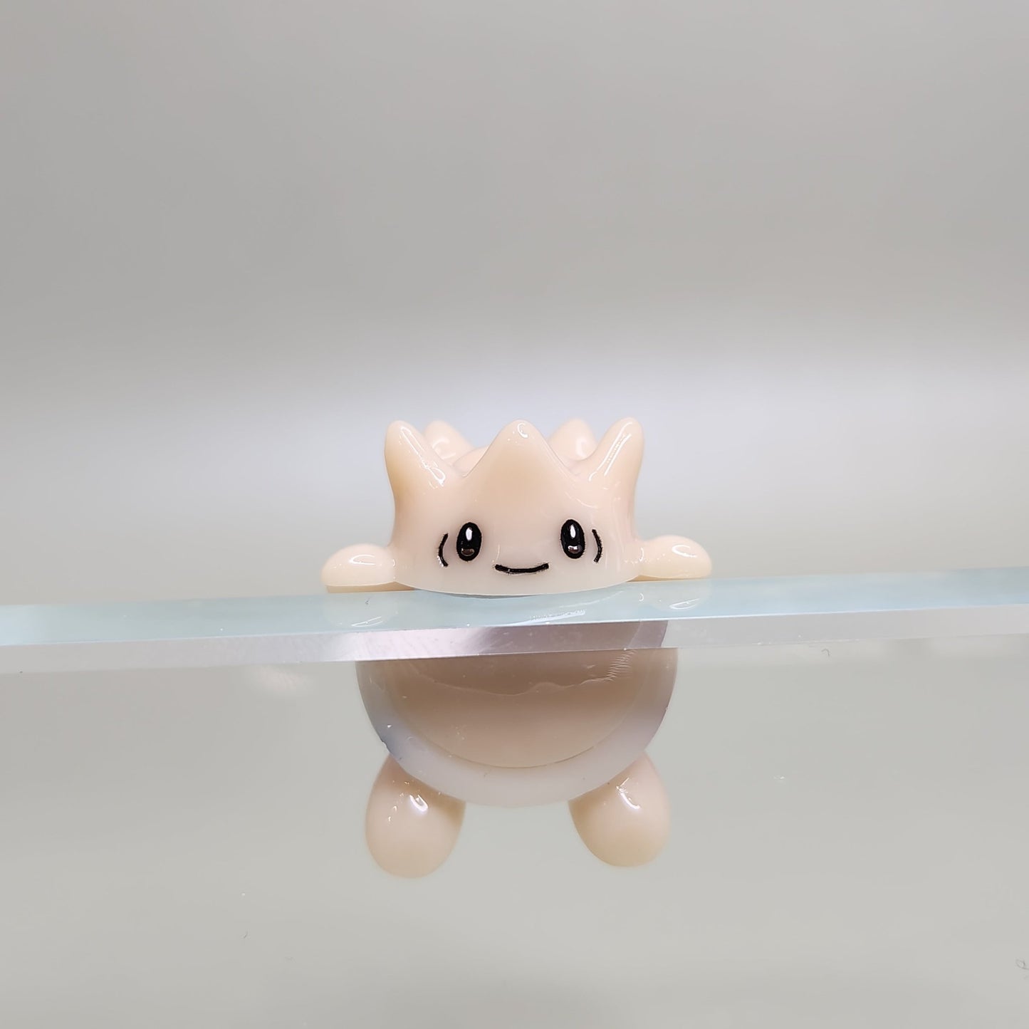 Togepi Peeker / Hipper charm