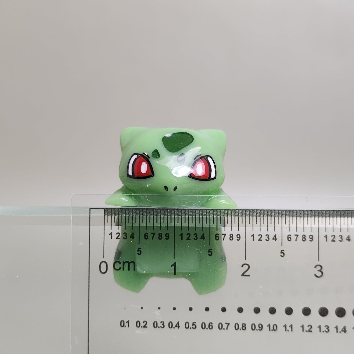 Bulbasaur Peeker / Hipper charm