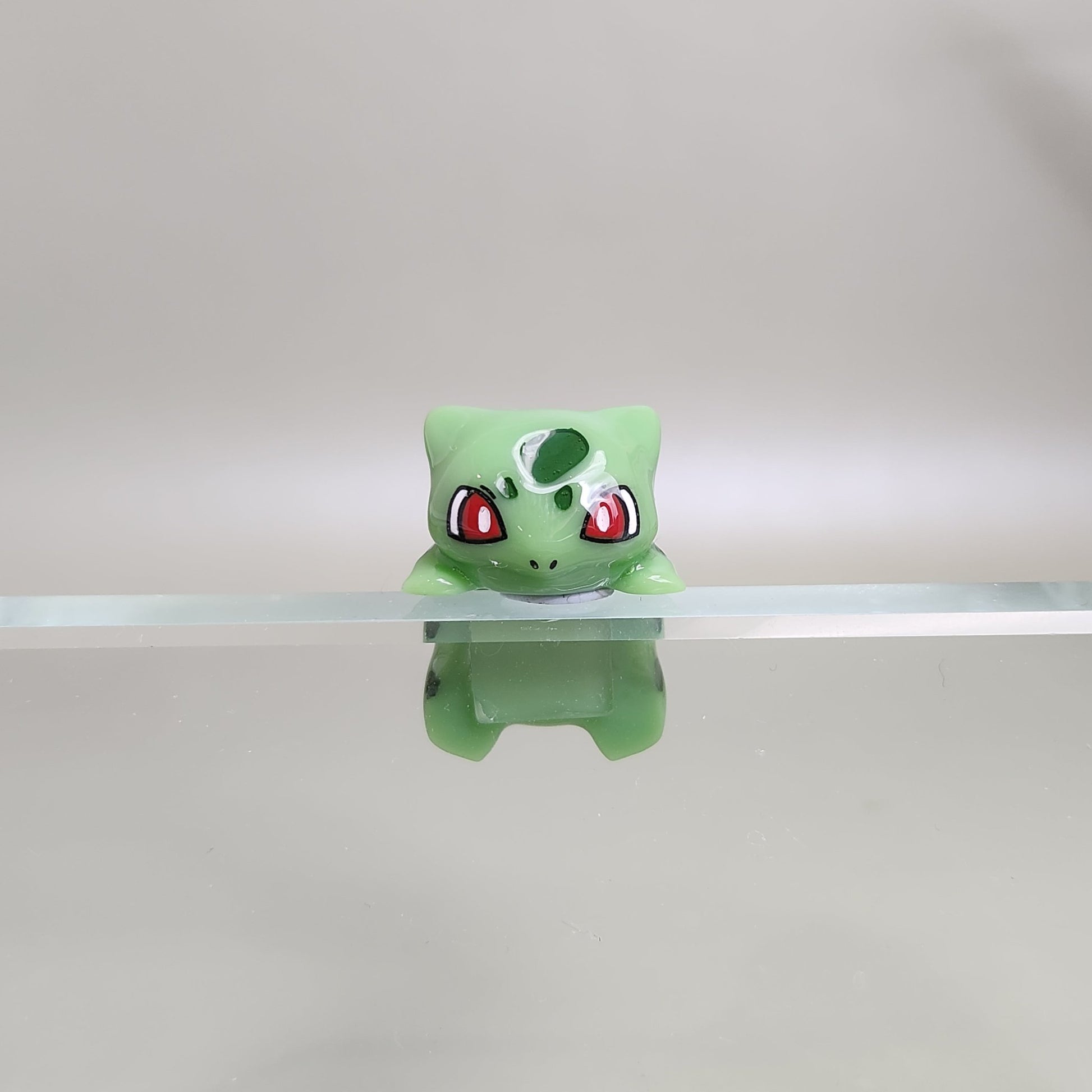 Bulbasaur Peeker / Hipper charm