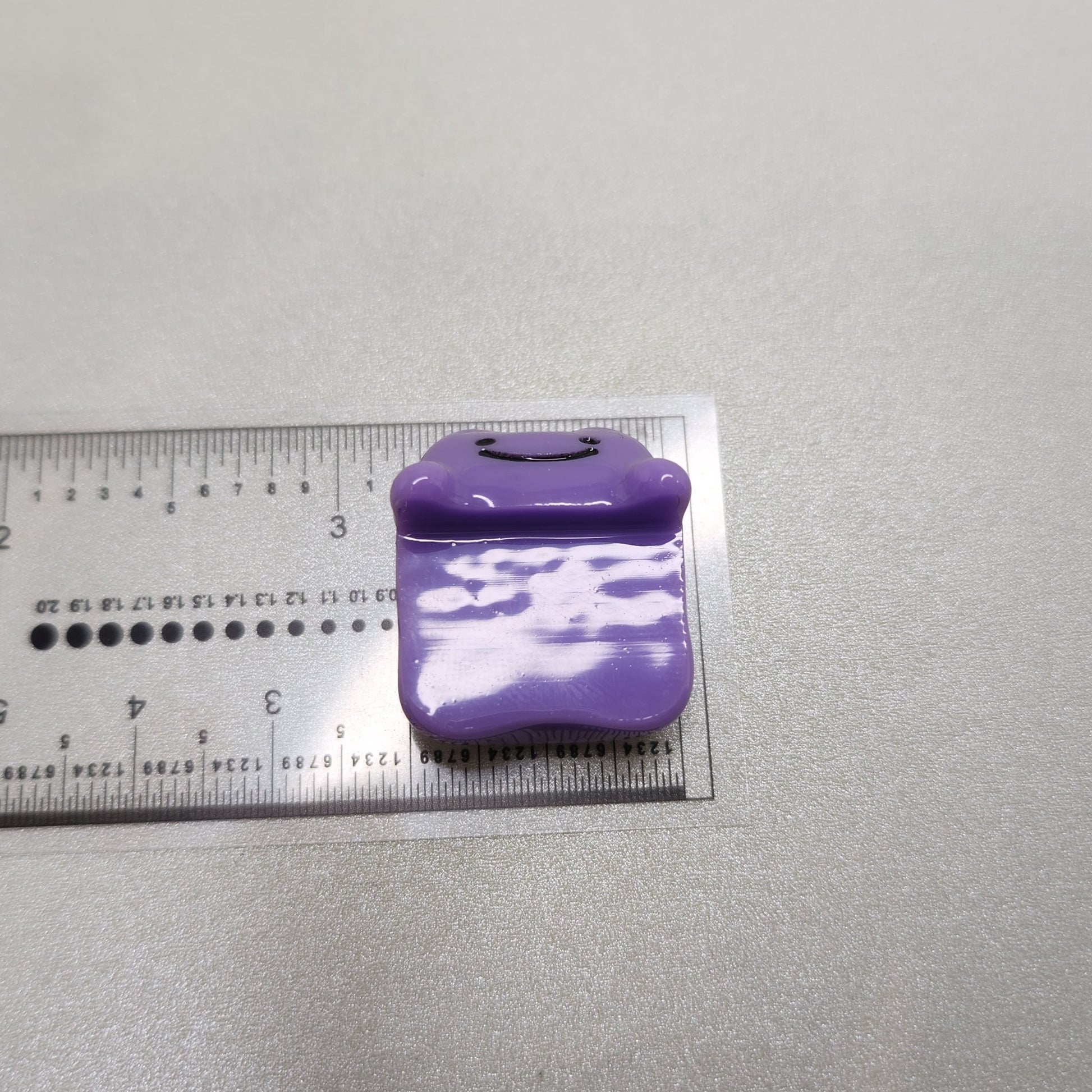 Ditto Peeker / Hipper charm