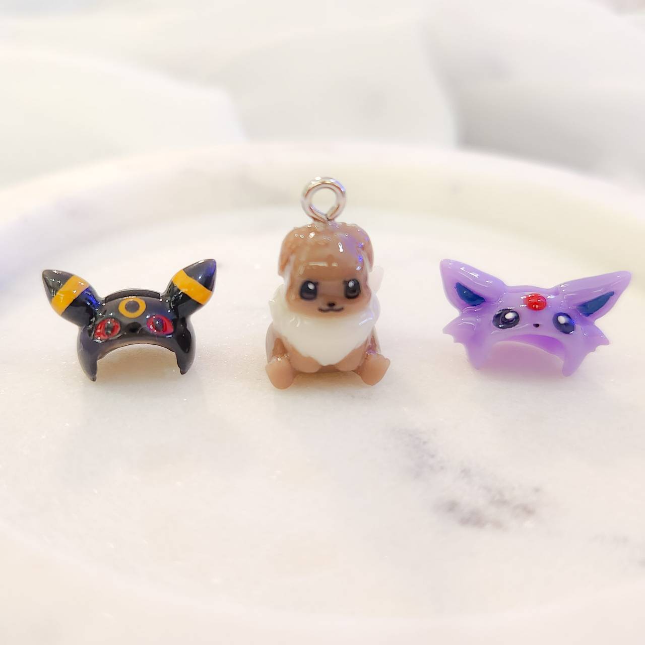 Eevee Eevolution Hat Charm (Espeon, Umbreon)