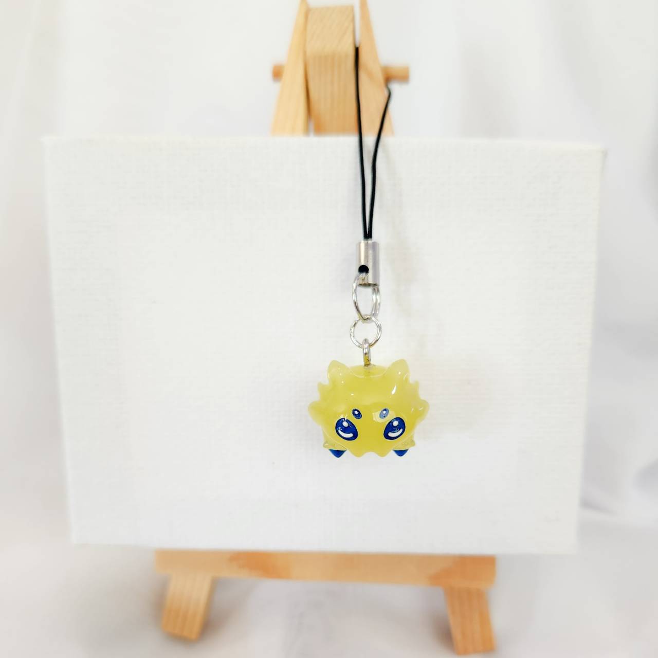 Joltik charm