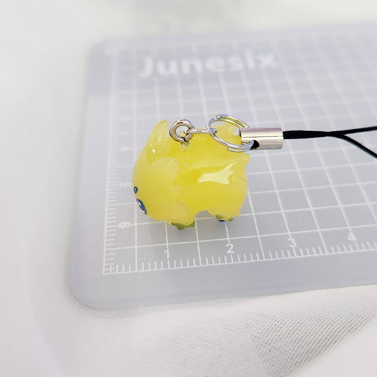 Joltik charm