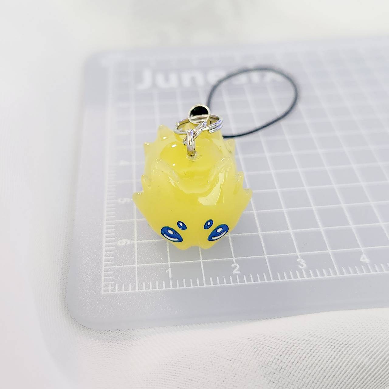 Joltik charm