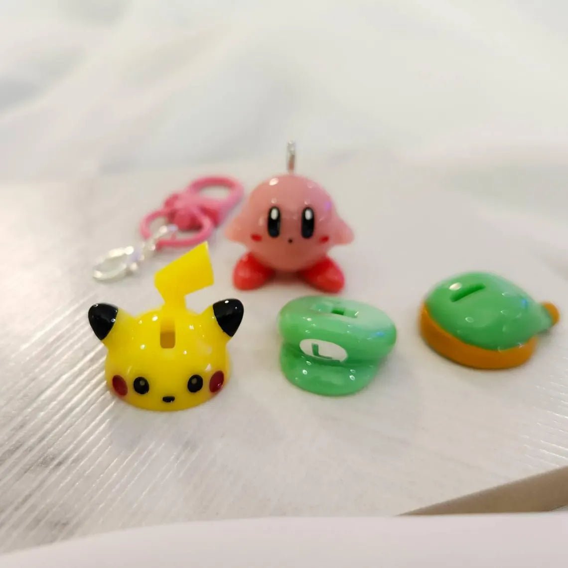 Kirby Interchangable pikachu/luigi/link hats key chain/key ring charm - SERIES 1