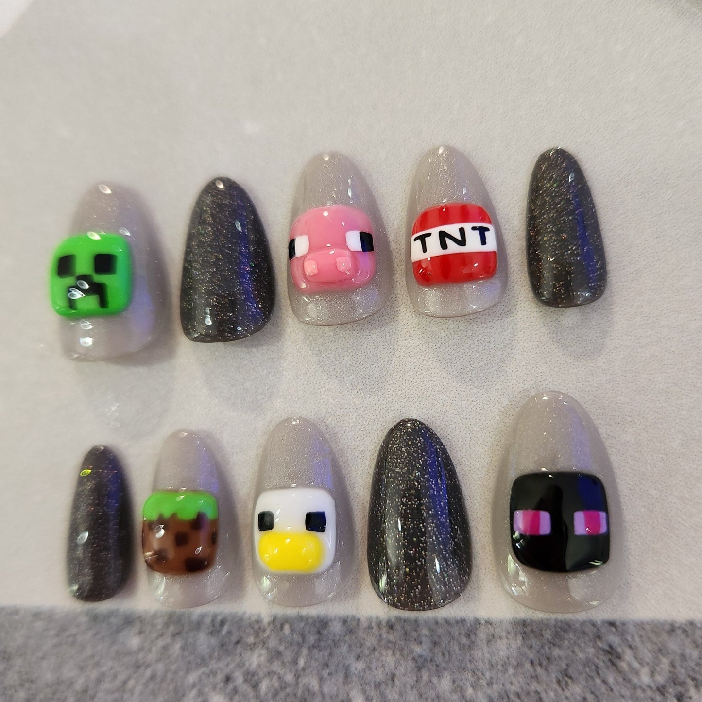 Minecraft press - on nails