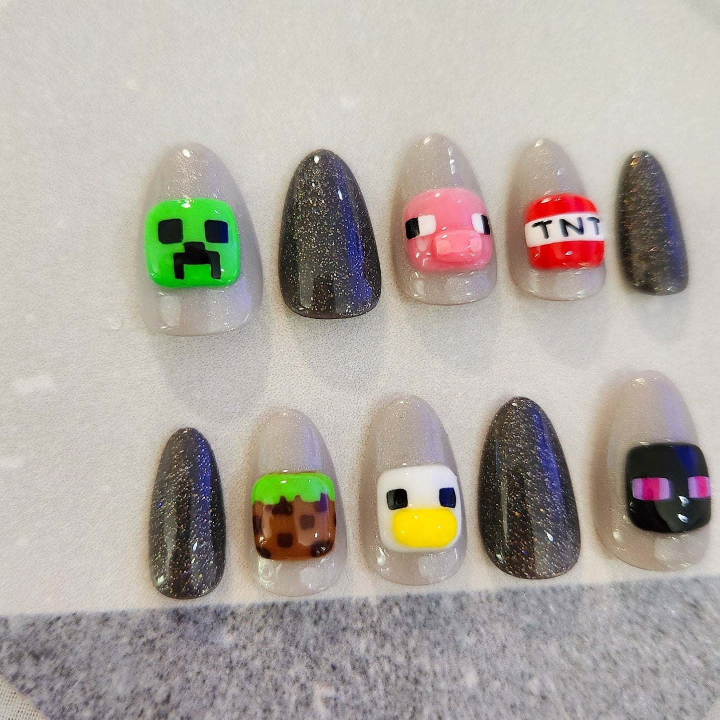 Minecraft press - on nails