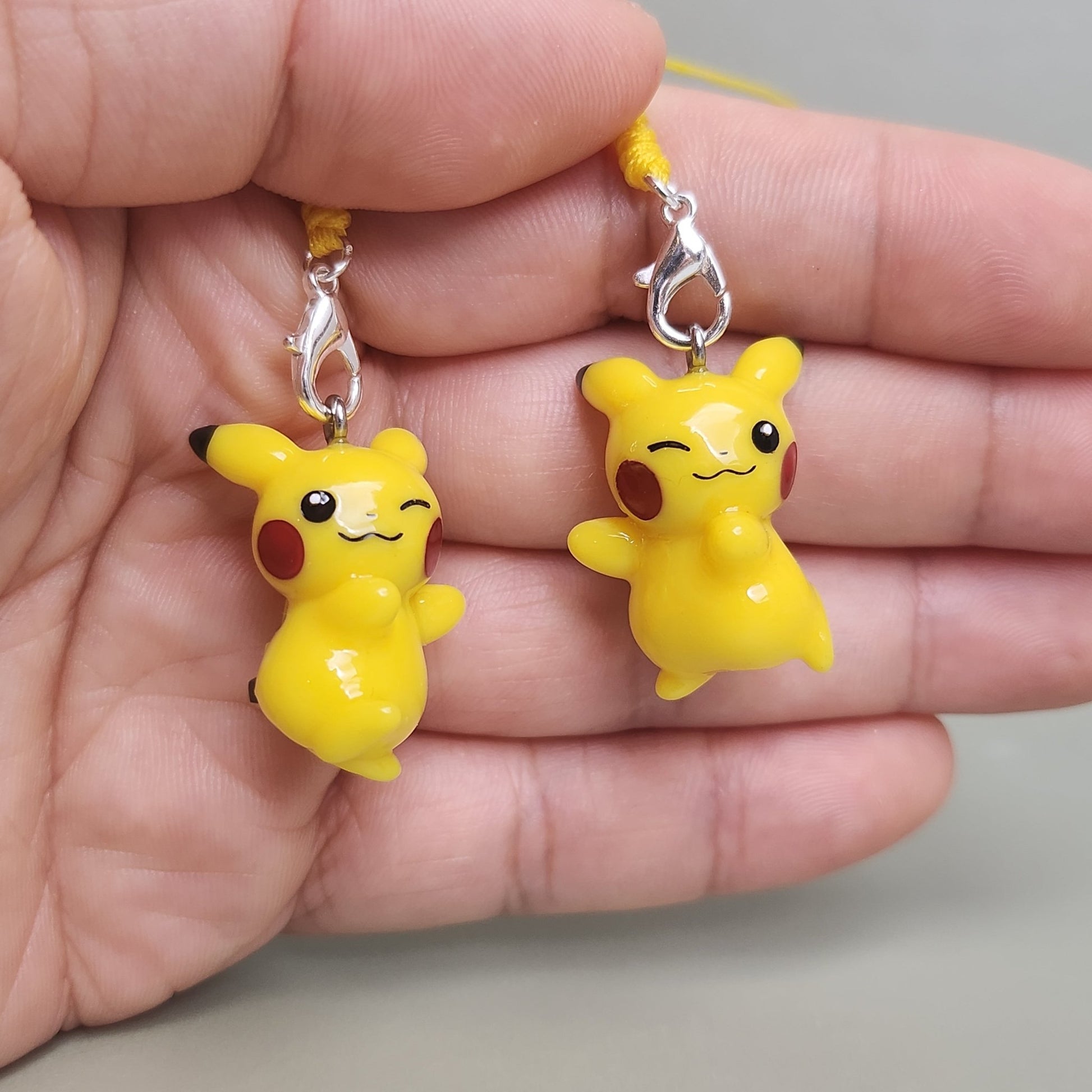 Pikachu Couple Magnetic Pair Charms