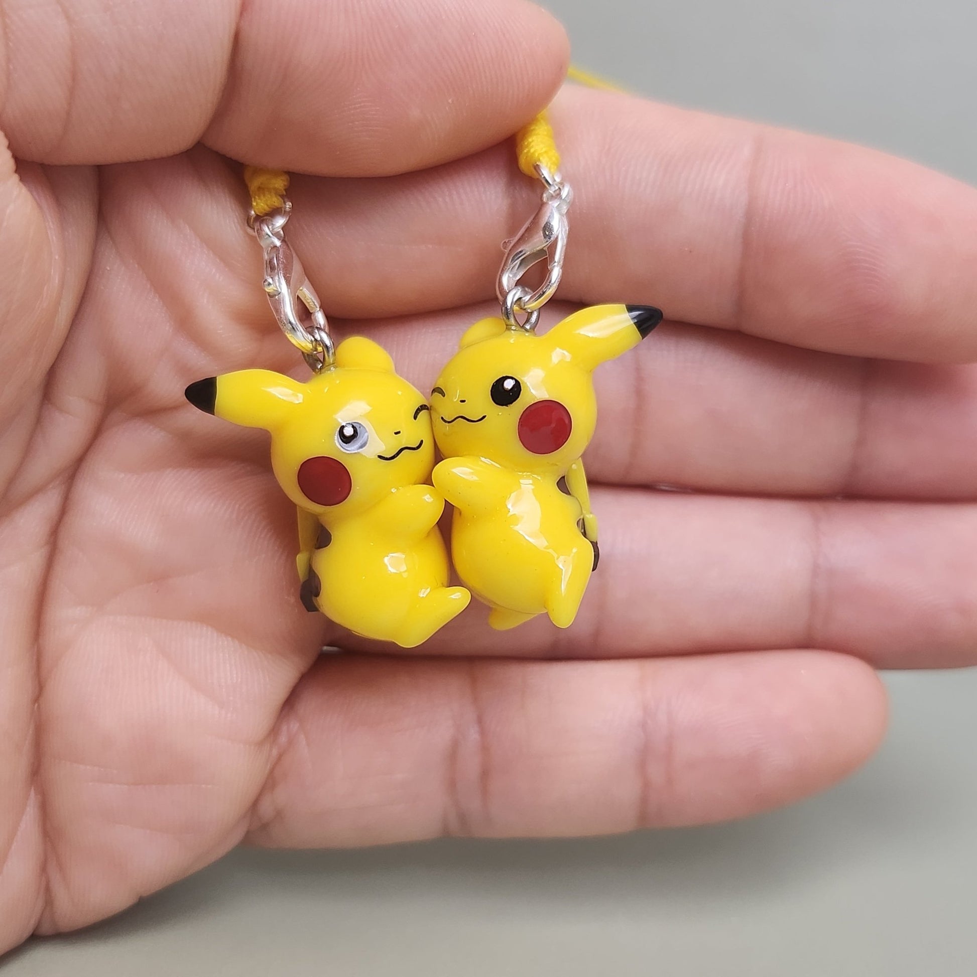 Pikachu Couple Magnetic Pair Charms
