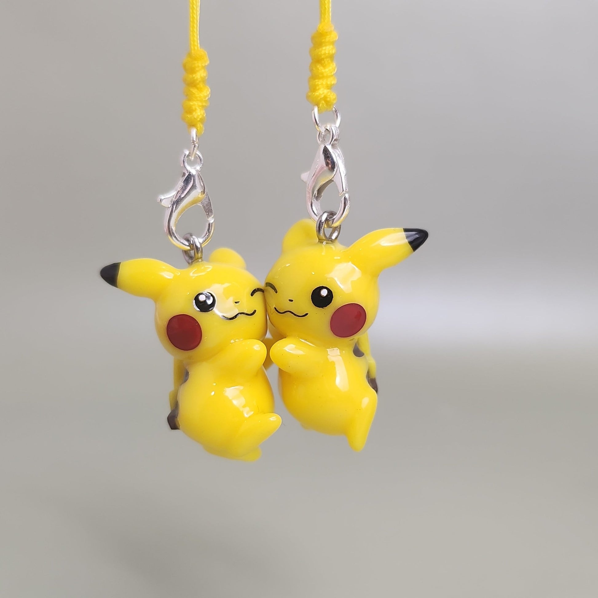 Pikachu Couple Magnetic Pair Charms