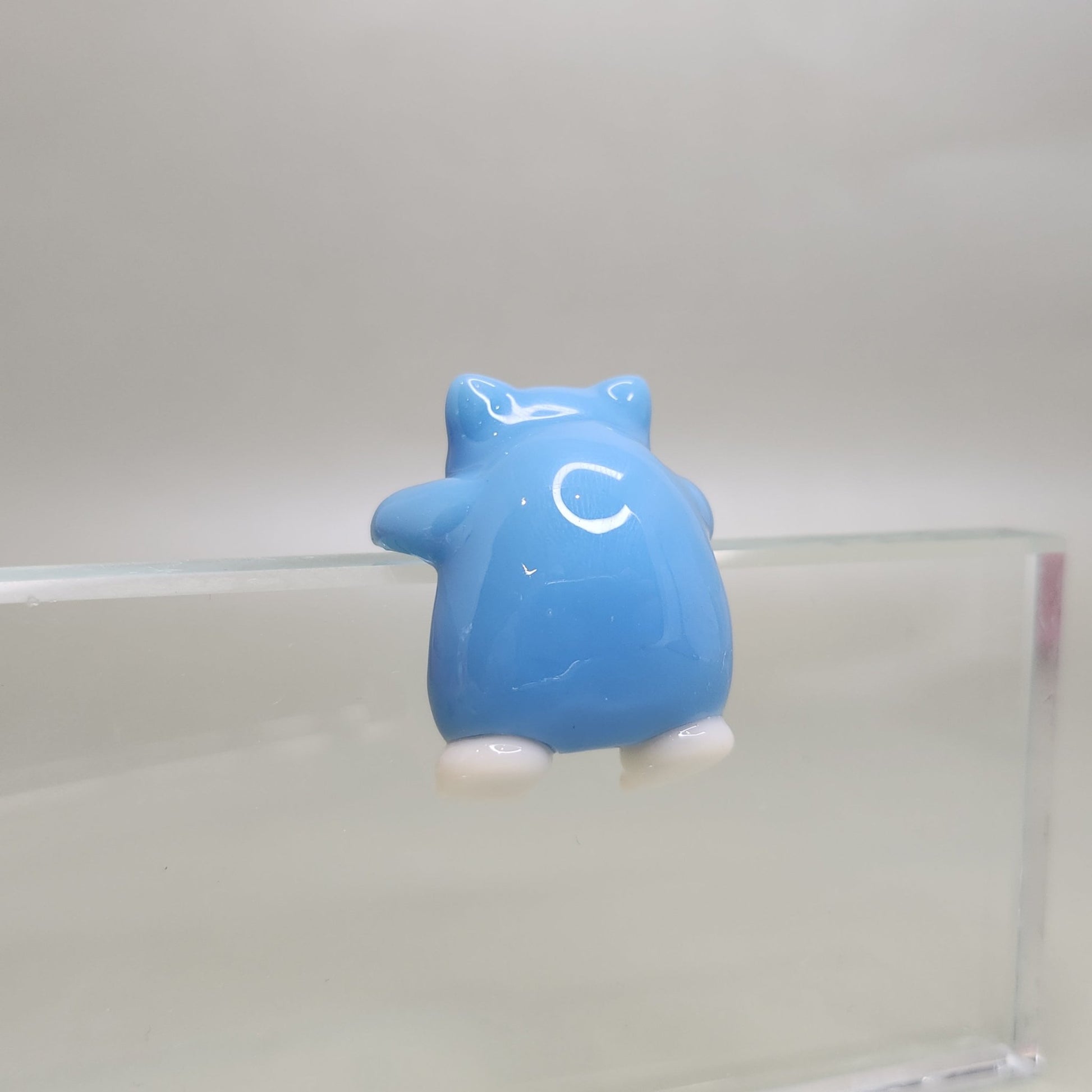 Snorlax Peeker / Hipper charm